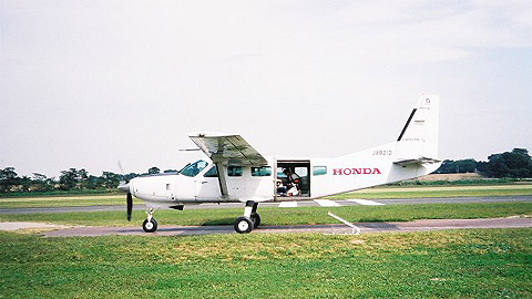 $B%;%9%J$KEk>h!JHb$O9bEY(B4000m$B$^$G3+$-$C$Q$J$7!K(B